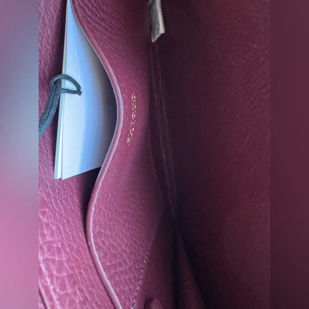 NWT Cuyana System Zipper Pouch in Cherry Pebbled Leather - Picture 13 of 13